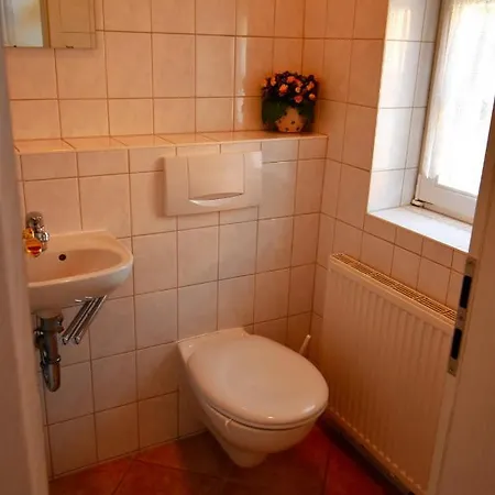 Ferienwohnung 6 Im Gutshaus Losentitz Apartament *
